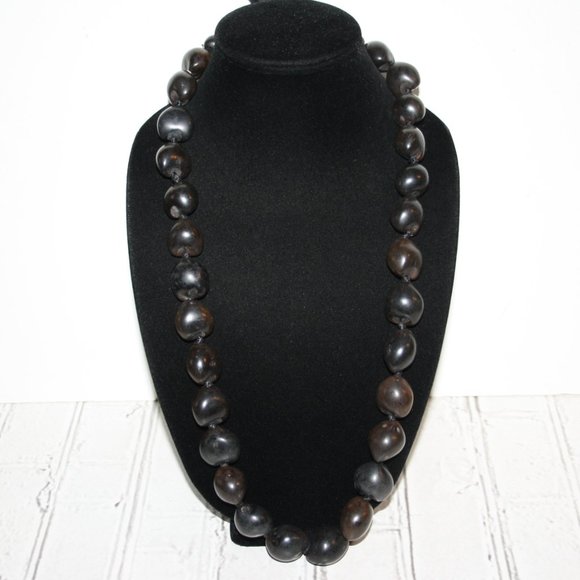 Beautiful deep dark brown Kukui nut necklace 32" with Ribbon - Picture 1 of 4